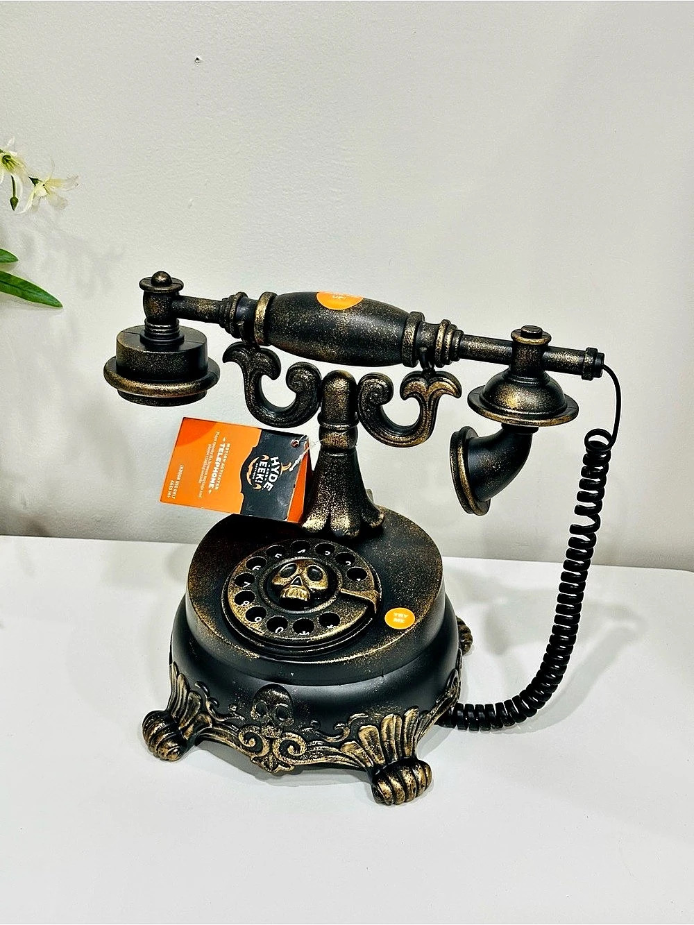 Hyde and EEK! Boutique Animated Eerie Victorian Telephone Black & Gold